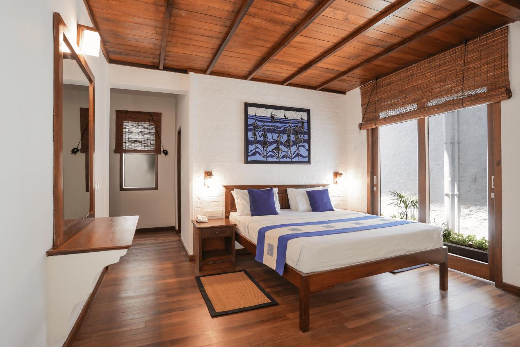 Hibiscus Beach Hotel & Villas Kalutara Bagian luar foto